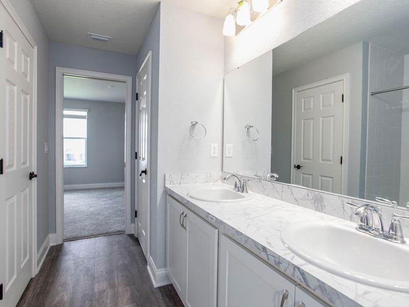 Jack-and-Jill bath accessed from bedrooms 4 and 5 - Wayfair by Highland Homes