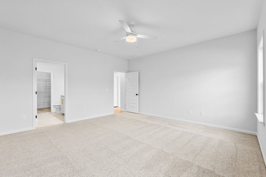 Spacious, unfurnished interior of a new home in Brooke Hill, Lewisville (Image 34). Spacious, unfurnished interior of a new home in Brooke Hill, Lewisville (Image 34).