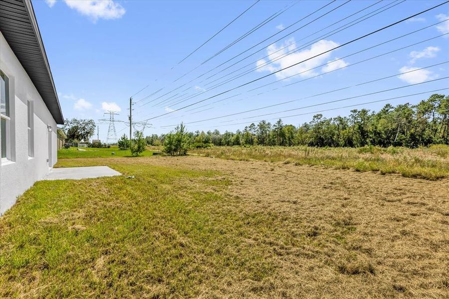 Exterior details and patio area of a home in , Ocala (Image 3). Exterior details and patio area of a home in , Ocala (Image 3).