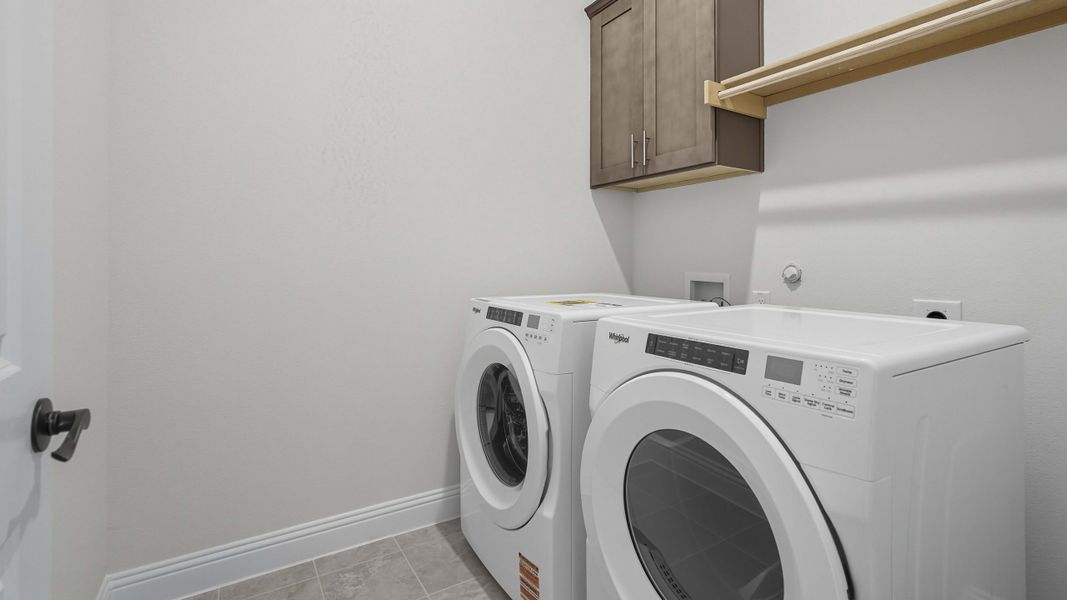 Representative interior finishes for a home built from the CASCADE by D.R. Horton in Clearview Ranch, Royse City (Image 15). Representative interior finishes for a home built from the CASCADE by D.R. Horton in Clearview Ranch, Royse City (Image 15).