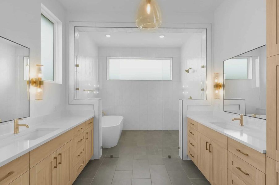 Representative furnished interior of a home built from the Franklin by Chesmar Homes in Feathergrass, Fulshear (Image 32).