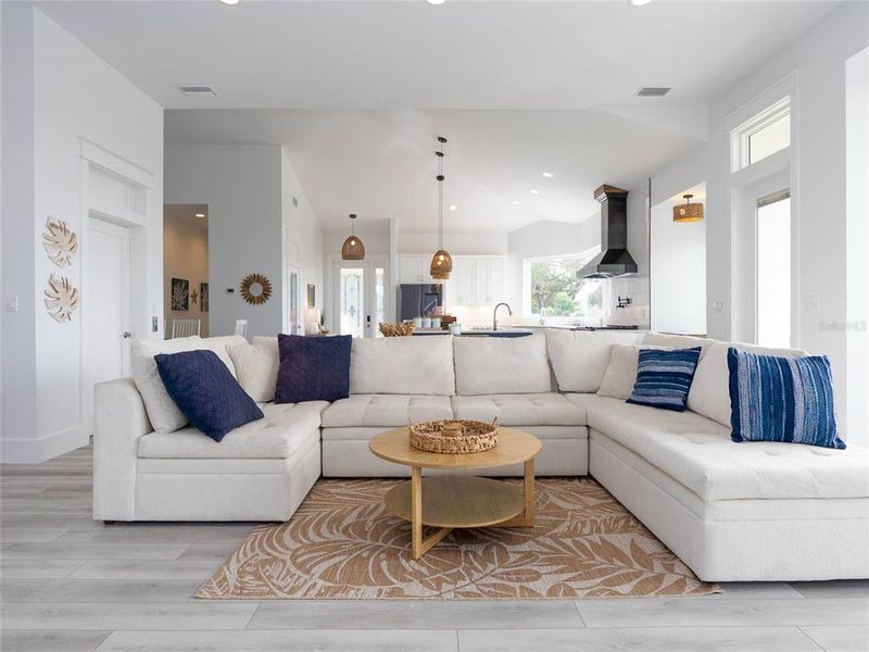 Furnished interior view inside a new home in , Englewood (Image 49).