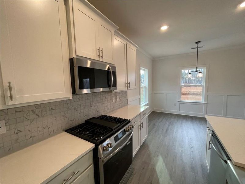 Furnished interior view inside a new home in Tuscany Hills, Douglasville (Image 5).