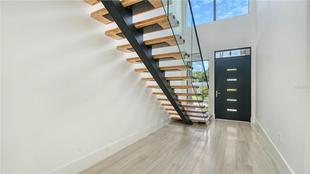 Spacious, unfurnished interior of a new home in , Sarasota (Image 17). Spacious, unfurnished interior of a new home in , Sarasota (Image 17).