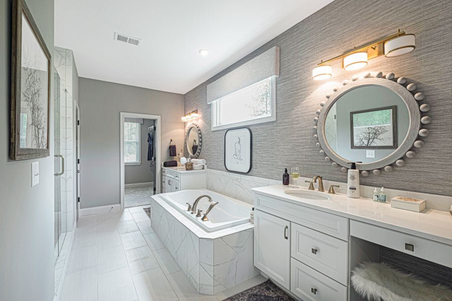 Furnished interior view inside a new home in Twin Lakes, Hoschton (Image 3).
