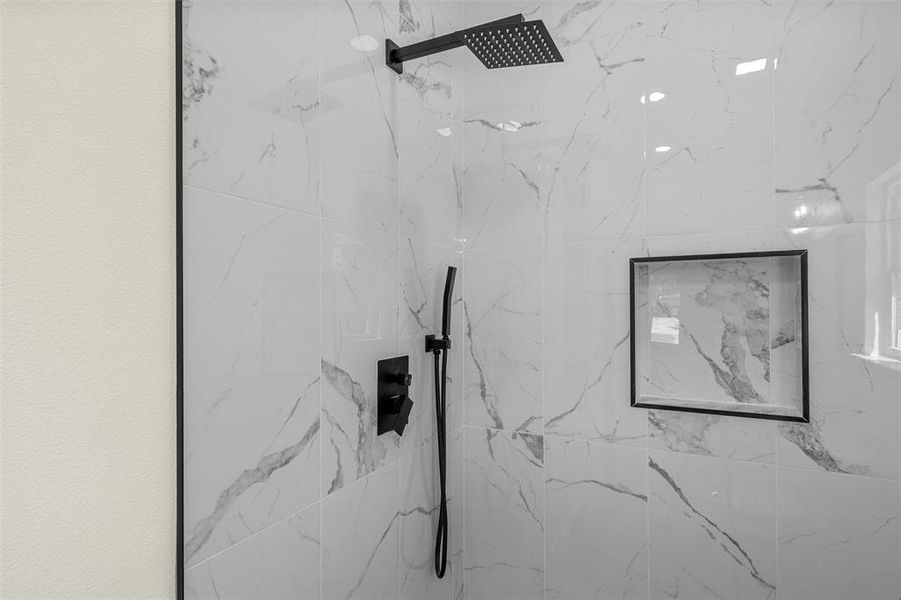 Close-up of interior finishes inside a home in , Waco (Image 16).