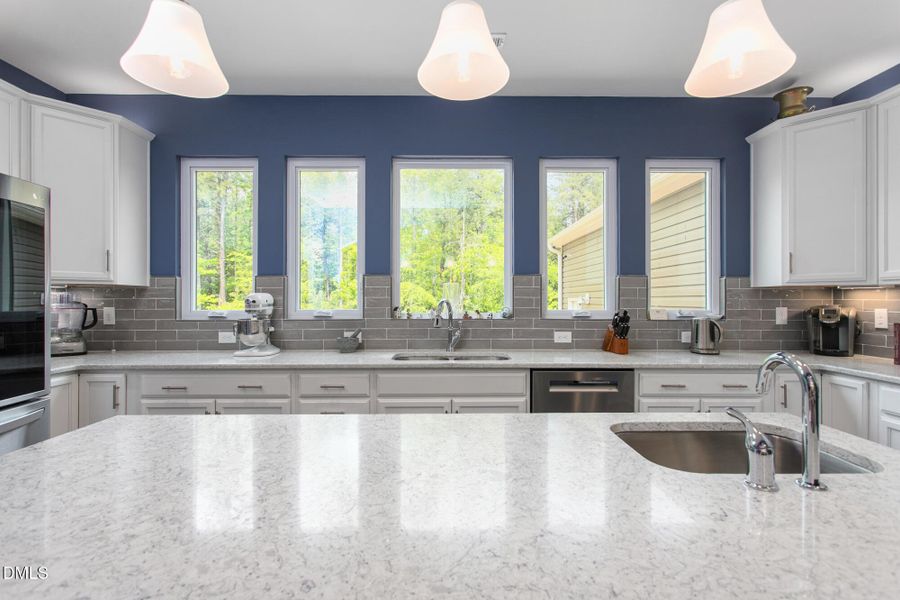 625 Robertson Road-20