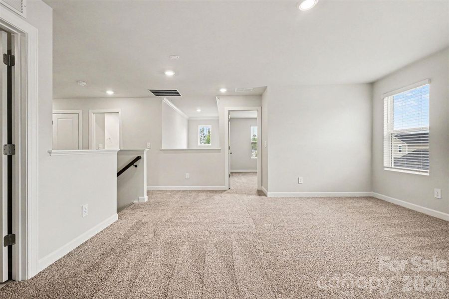 Spacious, unfurnished interior of a new home in Shepherds Landing, Mooresville (Image 31).
