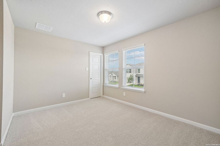 Spacious, unfurnished interior of a new home in Thomas Pond, San Antonio (Image 31). Spacious, unfurnished interior of a new home in Thomas Pond, San Antonio (Image 31).