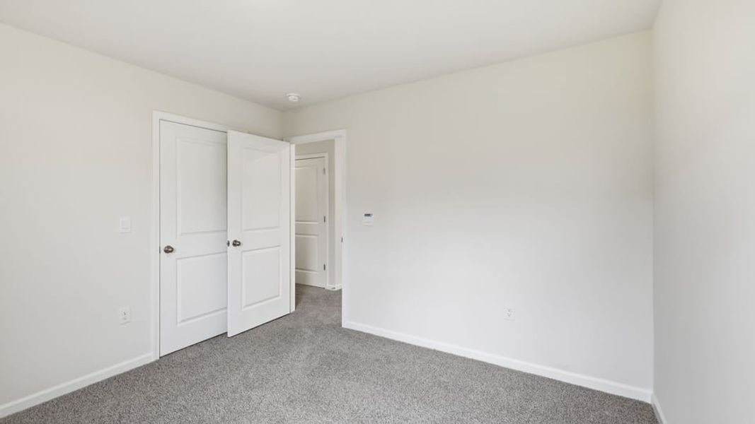 Spacious, unfurnished interior of a new home in Baxter Village, Boiling Springs (Image 27).
