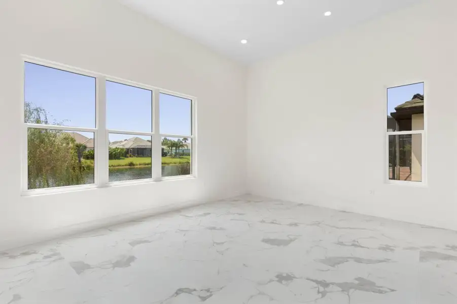 31-web-or-mls-116 Longview Way N-28