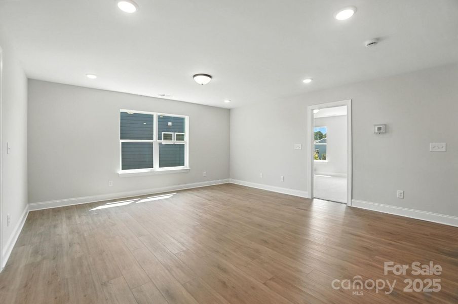 Spacious, unfurnished interior of a new home in Summerlin, Mooresville (Image 18).