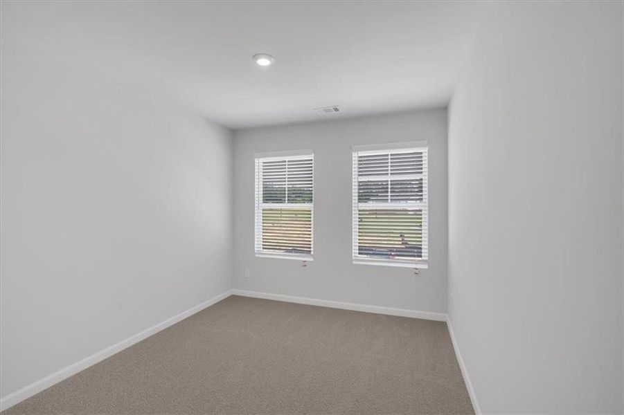 Spacious, unfurnished interior of a new home in Village Green, Adairsville (Image 18).