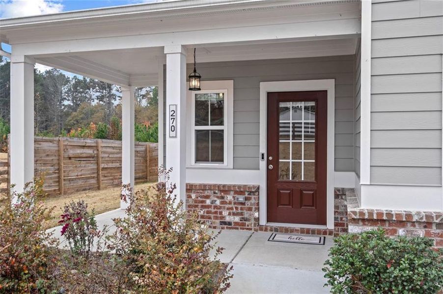 Exterior details and patio area of a home in , Auburn (Image 3).