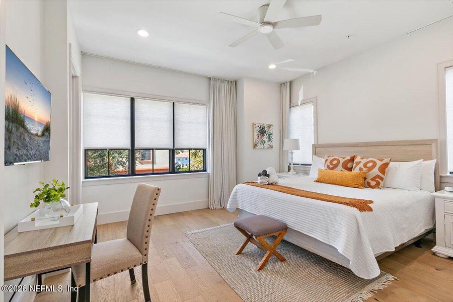 Furnished interior view inside a new home in , Jacksonville Beach (Image 18).
