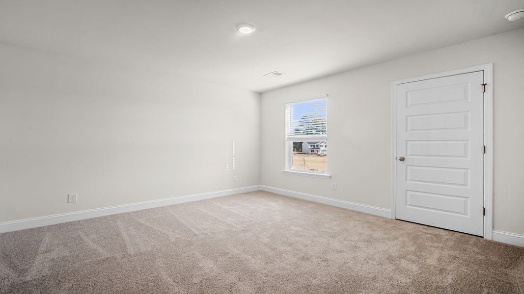 Spacious, unfurnished interior of a new home in Laurel Grove, Guyton (Image 22).