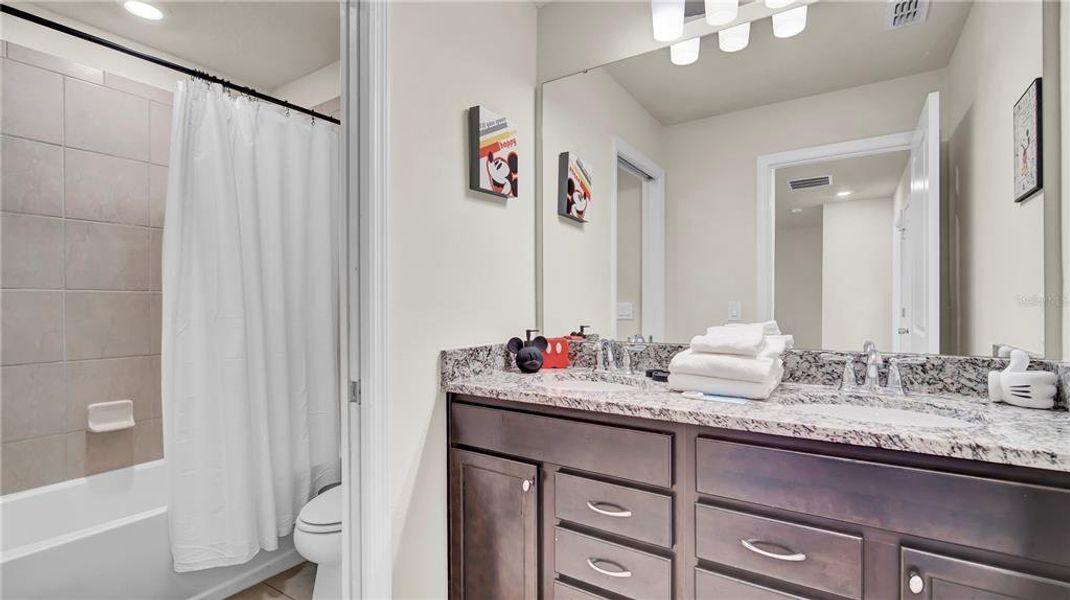 Furnished interior view inside a new home in , Davenport (Image 13).