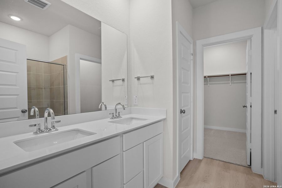 Furnished interior view inside a new home in Mesa Vista, San Antonio (Image 13).