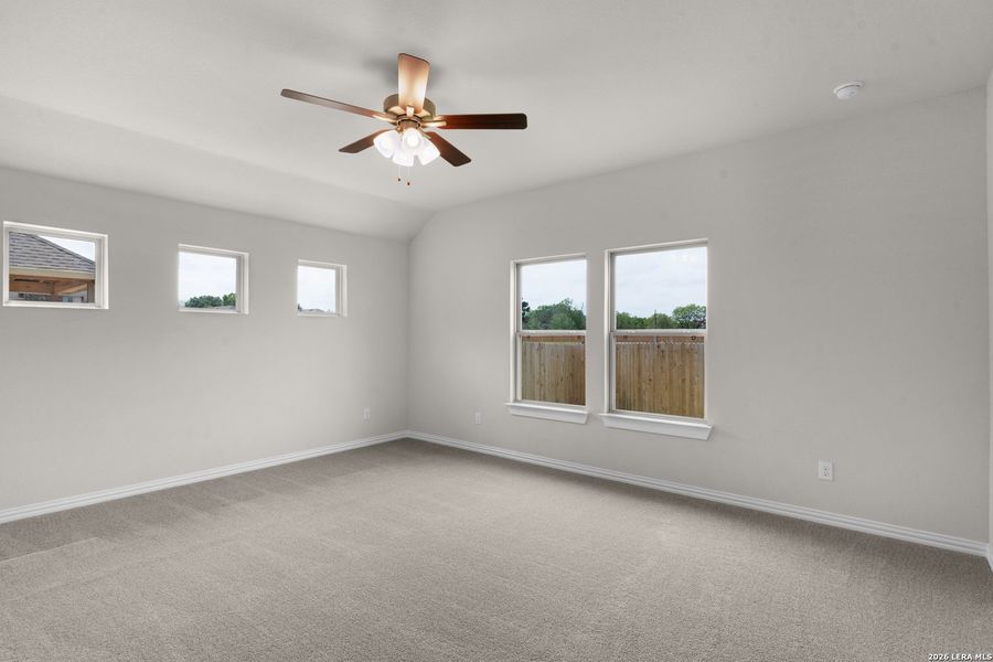 Spacious, unfurnished interior of a new home in Clear Creek, New Braunfels (Image 11). Spacious, unfurnished interior of a new home in Clear Creek, New Braunfels (Image 11).