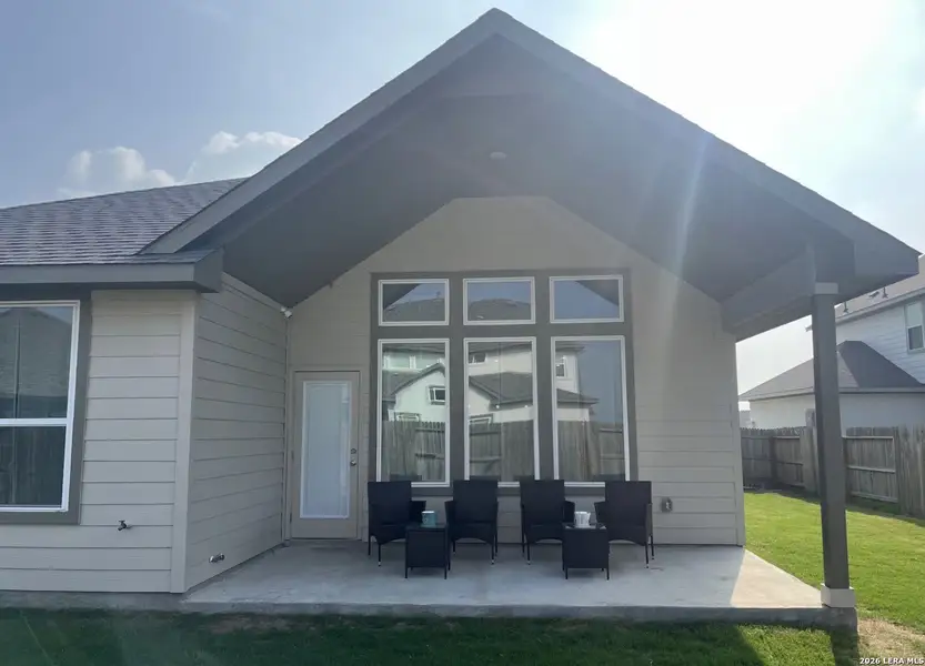 Exterior details and patio area of a home in , Seguin (Image 4).