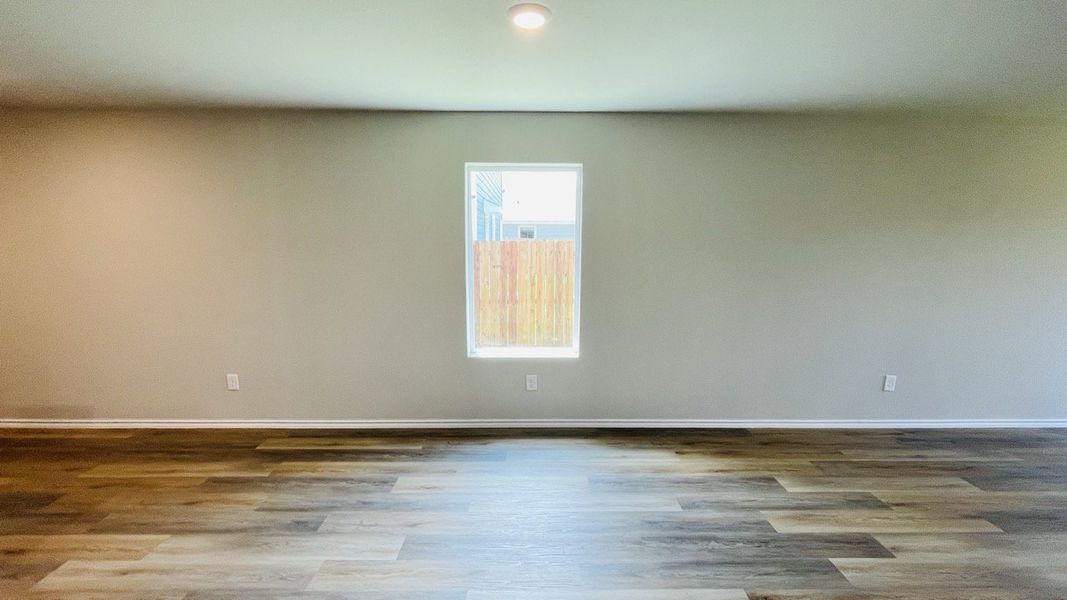 Spacious, unfurnished interior of a new home in Sunnycreek, Crowley (Image 10).
