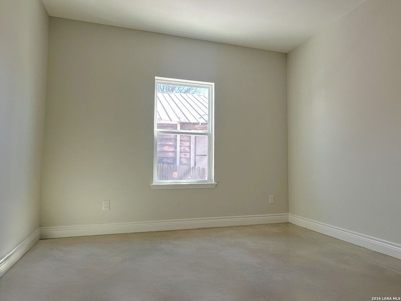 Spacious, unfurnished interior of a new home in , San Antonio (Image 13).