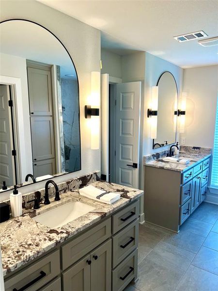 Full bathroom featuring vanity Full bathroom featuring vanity