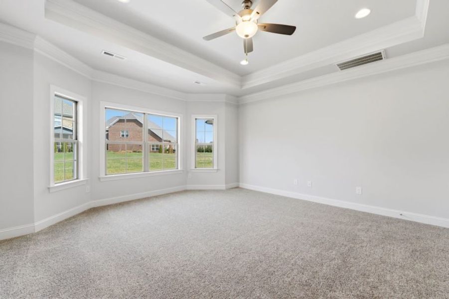 Spacious, unfurnished interior of a new home in Weybridge, Burlington (Image 53).