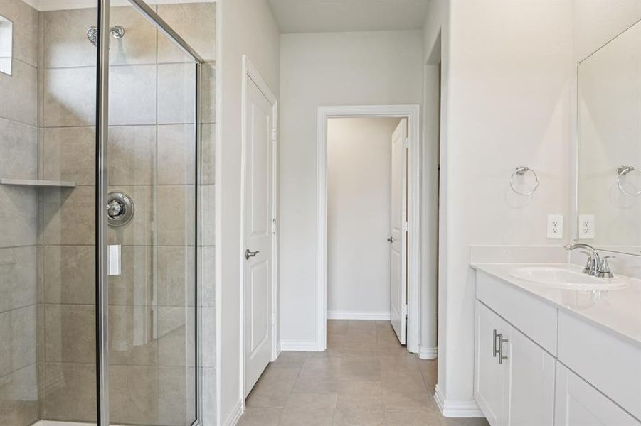 Photo is not of the actual home, but is an inspirational photo of builder’s model home and may depict options, furnishings, and/or decorator features that are not included.