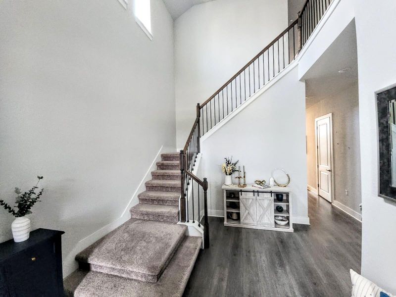 Image 40 of a home in .