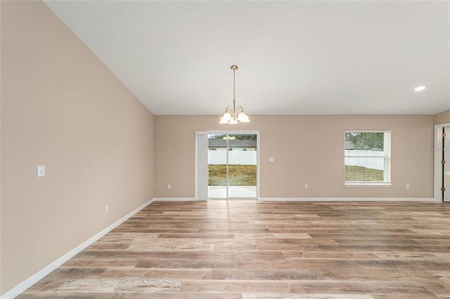 Spacious, unfurnished interior of a new home in , Ocala (Image 20).