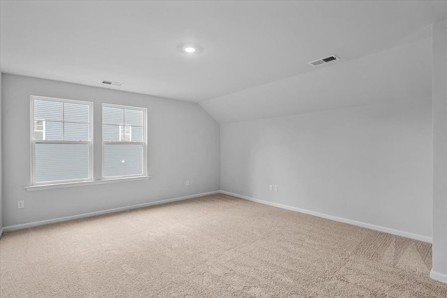 Spacious, unfurnished interior of a new home in Fieldstone, Lexington (Image 41). Spacious, unfurnished interior of a new home in Fieldstone, Lexington (Image 41).
