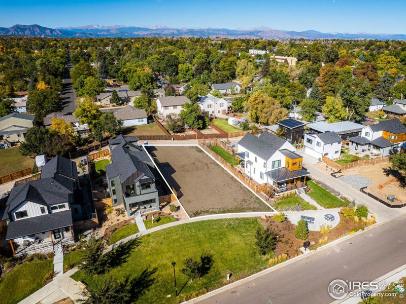 New construction opportunities in an Old Town Historic District are a rare find.