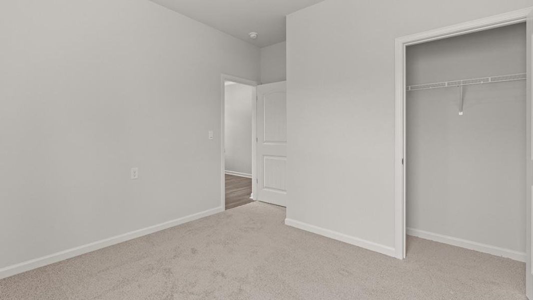 Spacious, unfurnished interior of a new home in South Wind, Union City (Image 26).