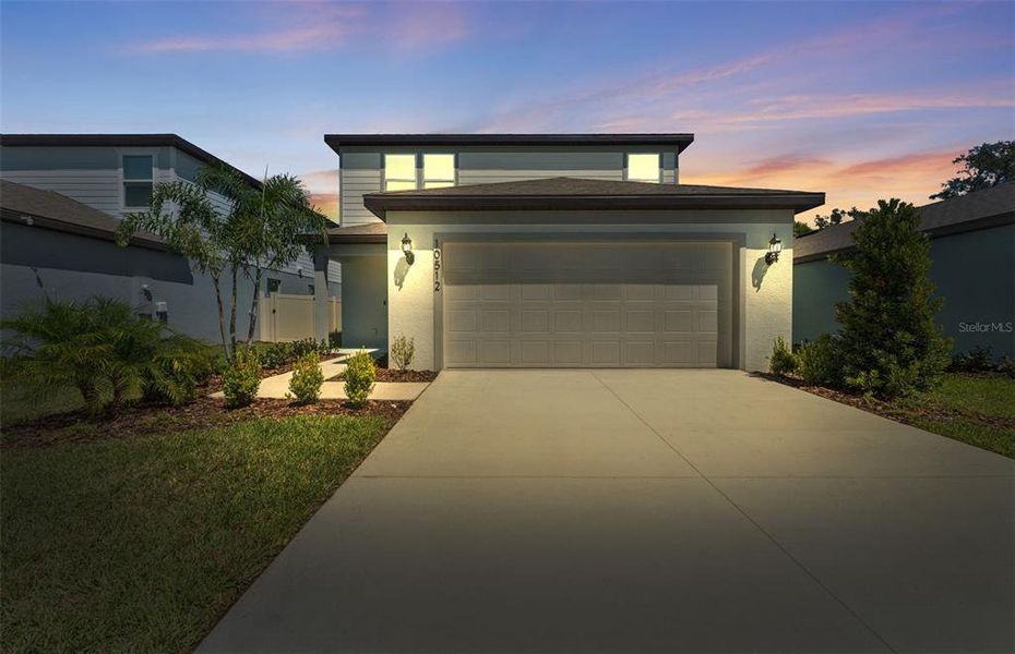 Image 15 of a home in Oakfield Lakes.