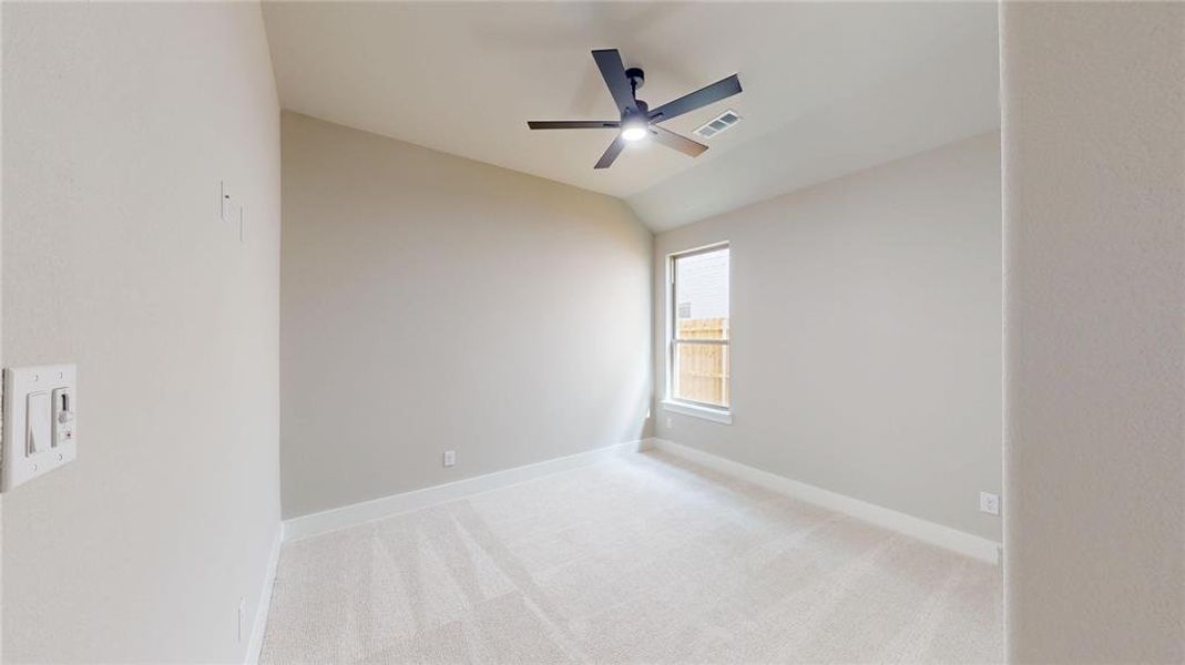 Spacious, unfurnished interior of a new home in , Grand Prairie (Image 28).