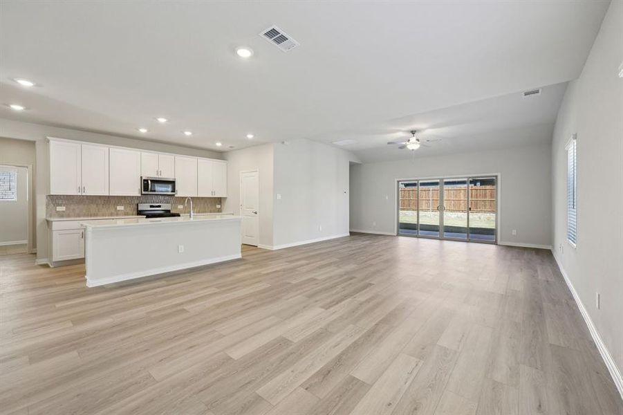 Photo is not of the actual home, but is an inspirational photo of builder’s model home and may depict options, furnishings, and/or decorator features that are not included.