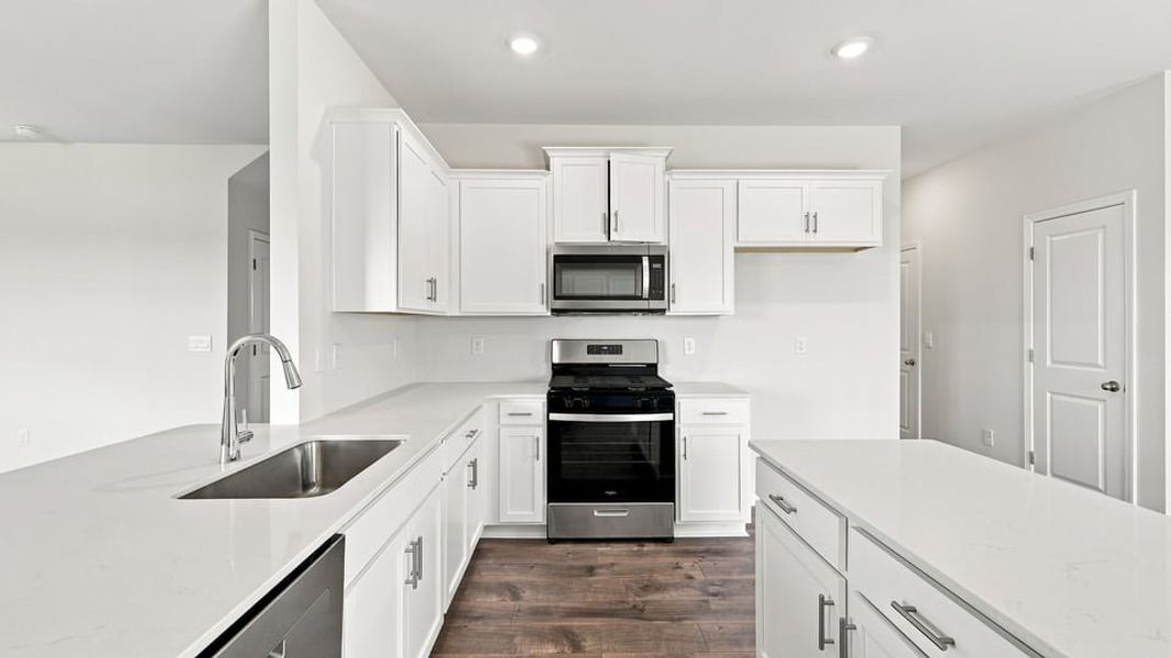 Furnished interior view inside a new home in Chestnut Ridge, Greenville (Image 10).