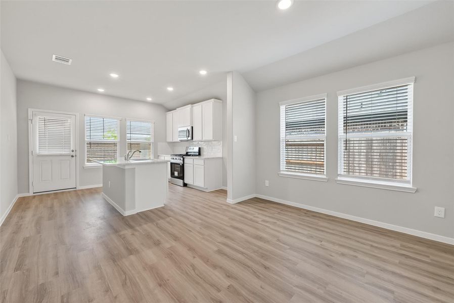 Furnished interior view inside a new home in Cypress Green, Hockley (Image 16).