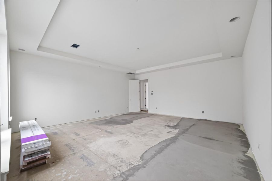 Another view of the very expansive primary