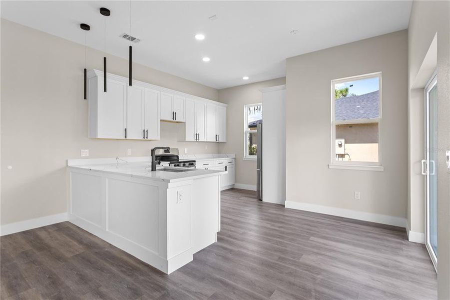 Furnished interior view inside a new home in , Leesburg (Image 6).