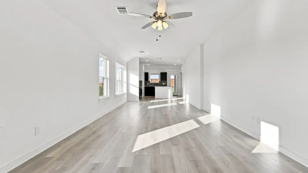 Horizon Floor Plan - Representative Photo