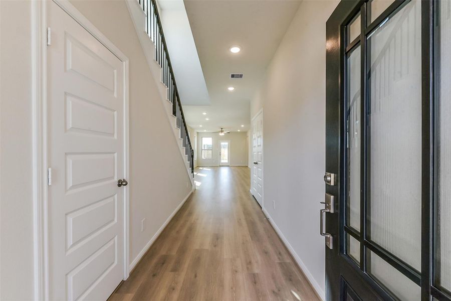 Spacious, unfurnished interior of a new home in Colony at Pinehurst, Pinehurst (Image 23). Spacious, unfurnished interior of a new home in Colony at Pinehurst, Pinehurst (Image 23).