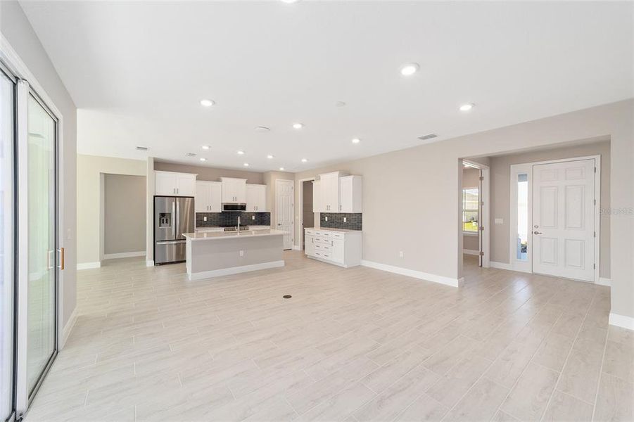 Spacious, unfurnished interior of a new home in On Top of the World Communities, Ocala (Image 33).