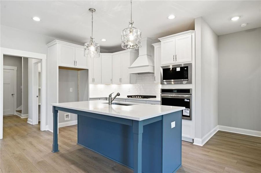 Furnished interior view inside a new home in , Monroe (Image 5).