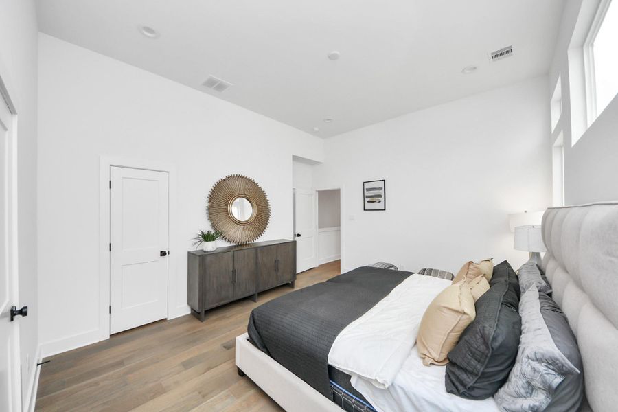 Furnished interior view inside a new home in Yale Terrace, Houston (Image 26).