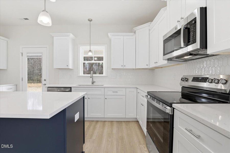 23-406 Creeks Edge Dr-23