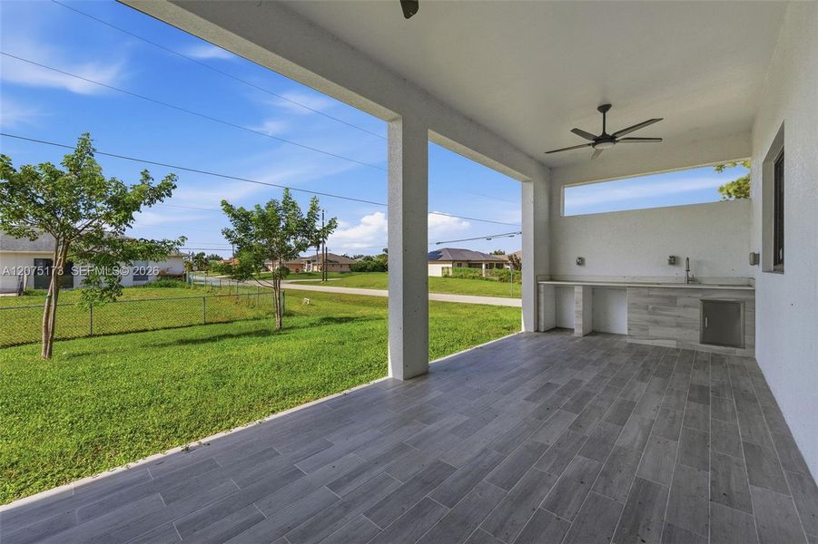 Exterior details and patio area of a home in , Cape Coral (Image 3).