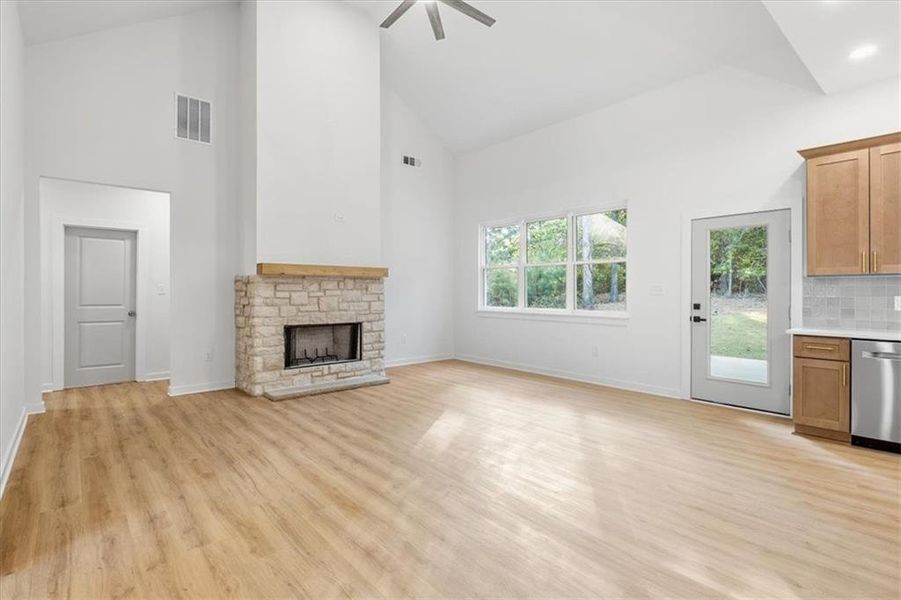 Spacious, unfurnished interior of a new home in , Rome (Image 22). Spacious, unfurnished interior of a new home in , Rome (Image 22).
