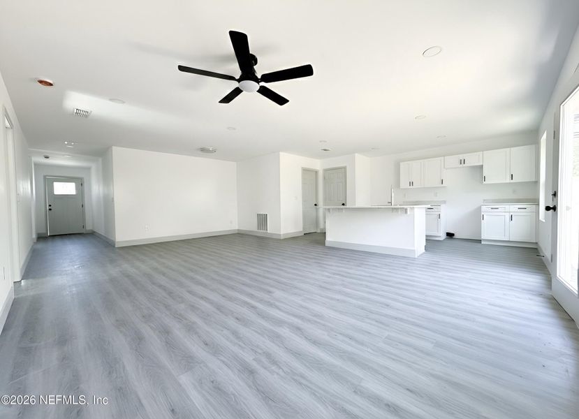 Spacious, unfurnished interior of a new home in , Jacksonville (Image 23). Spacious, unfurnished interior of a new home in , Jacksonville (Image 23).